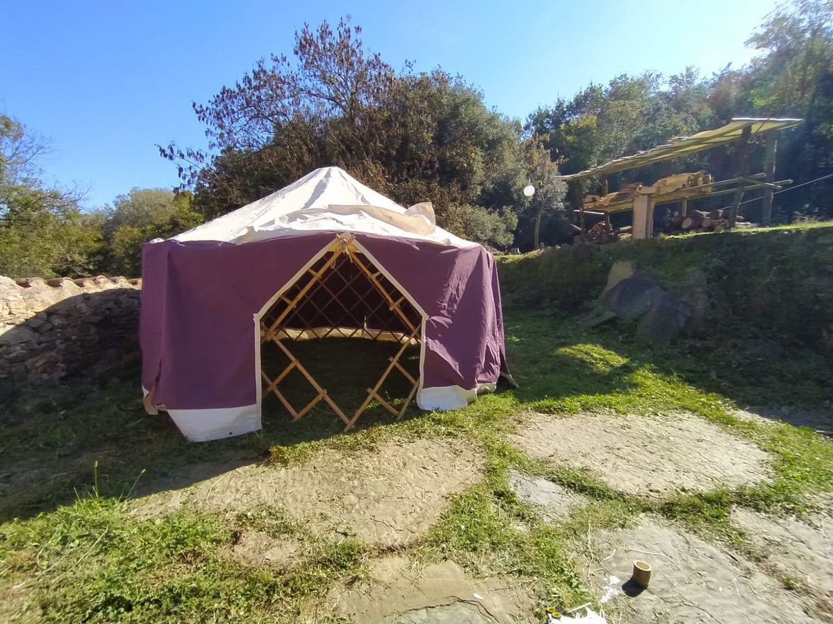 FlexYurt en un entorno rural mediterráneo